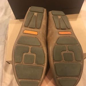 Authentic Tommy Bahama Pagota Men shoes
